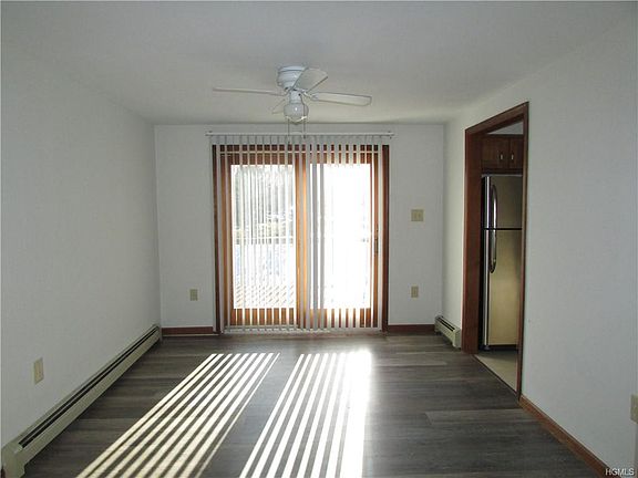 4th image of 16 Roberson Ave #1