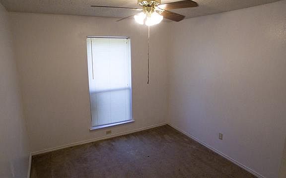 3rd image of 908 S Ballard Ave