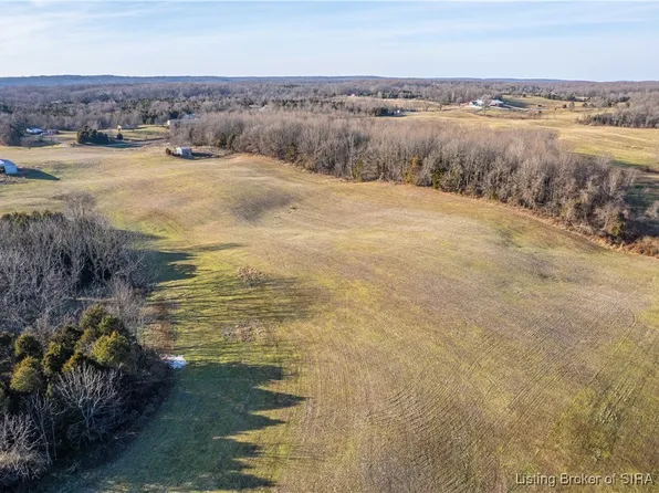 9980 S Bullington Road, Fredericksburg, IN 47120