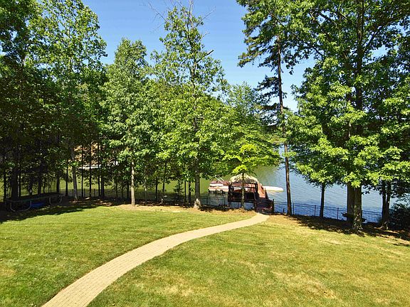 4th image of 2232 Whiterock Ct