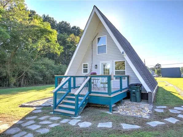 260 Valley View Cir SE, Calhoun, GA 30701