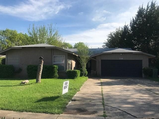 1st image of 716 Marlow Pl