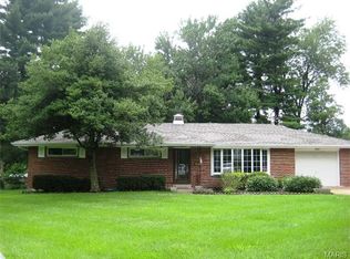 3369 Carlow Pl, Saint Ann, MO 63074