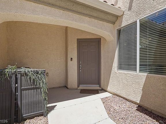3rd image of 8709 Echo Grande Dr