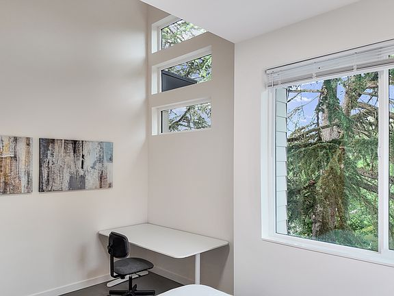 5th image of 9123 50th Ave S #C