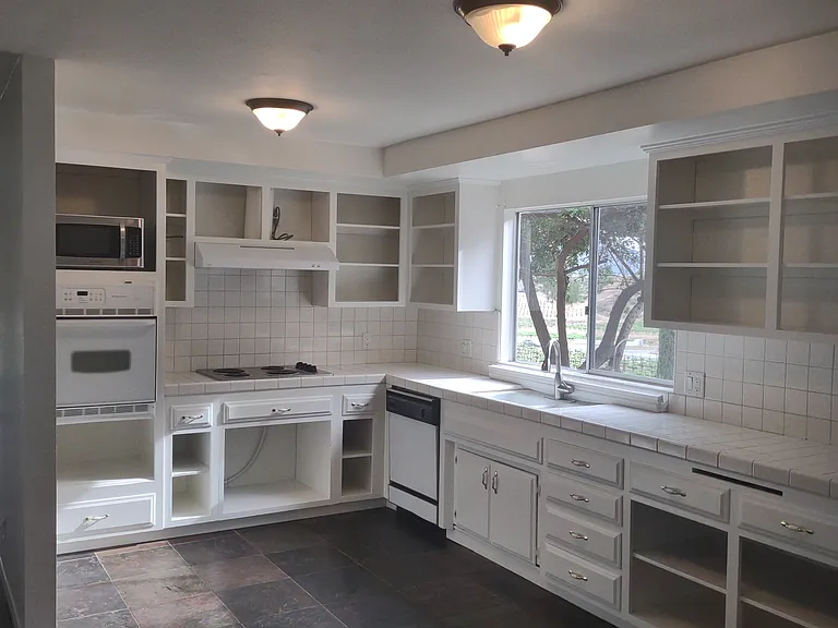 37850 De Portola Rd — Photo 34