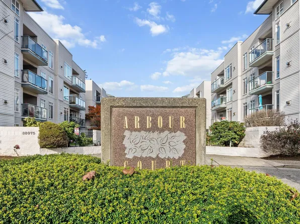 32075 George Ferguson Way #208, Abbotsford, BC V2T 2K7