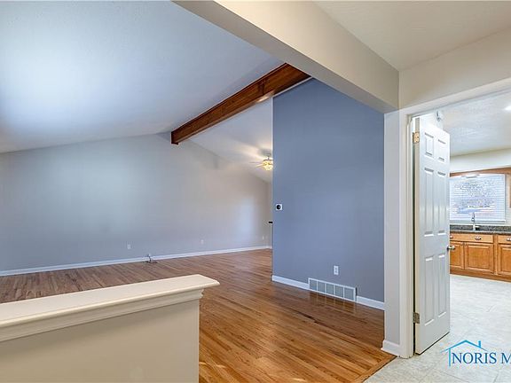 4th image of 1224 Eastland Dr