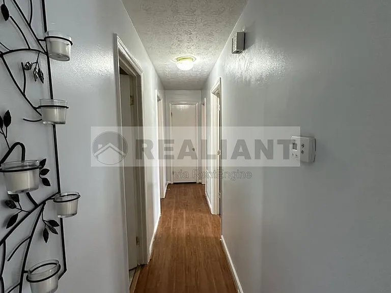 530 Foxwood Dr — Photo 14