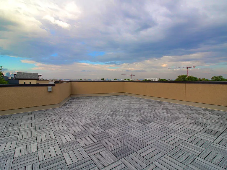 1641 King St — Photo 35