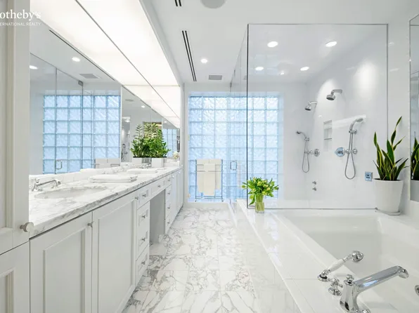 67 East 82nd Street image 9 of 25