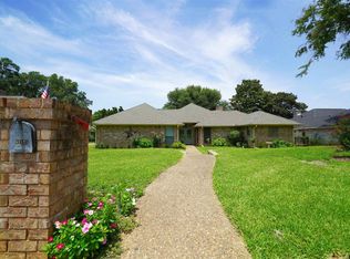 6012 Stoneleigh Dr, Tyler, TX 75703