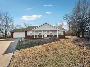 1411 Beecher St, Fort Gibson, OK 74434