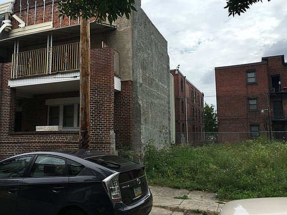 3rd image of 5424 Chancellor St
