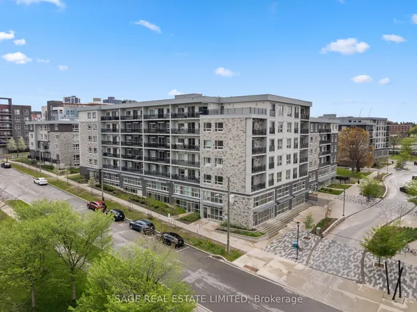 275 B Larch St #608, Waterloo, ON N2L 3R2