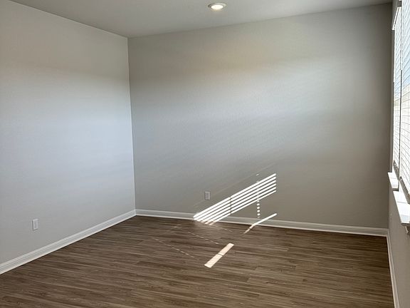 2nd image of 2433 Lucy Axel Ln