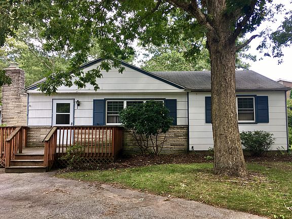 Front room on right side