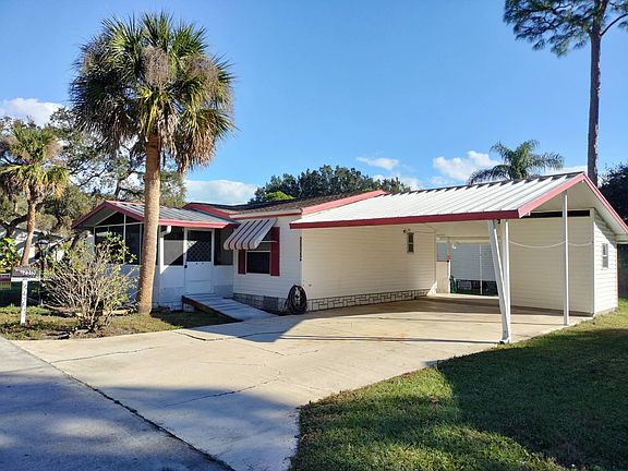 2nd image of 2515 Parklane Dr
