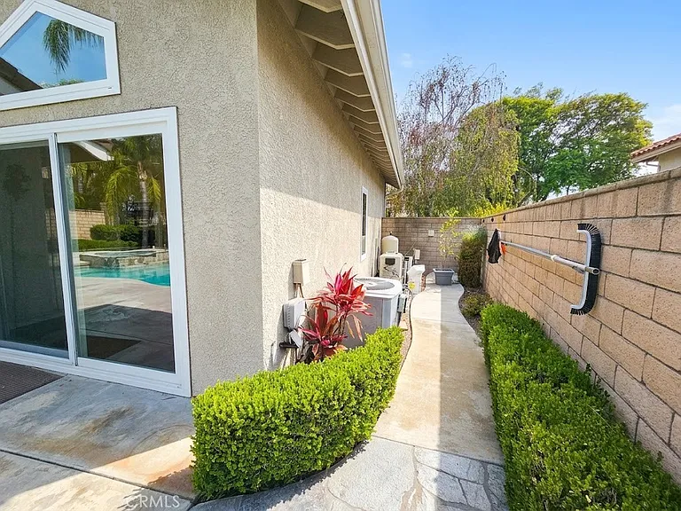 15781 Sleepy Oak Rd — Photo 30
