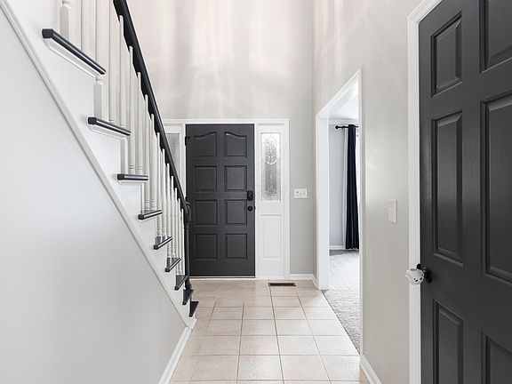 2nd image of 833 Moon Glow Ct