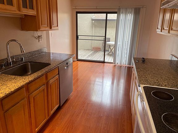 2nd image of 1066 Colorado Pl