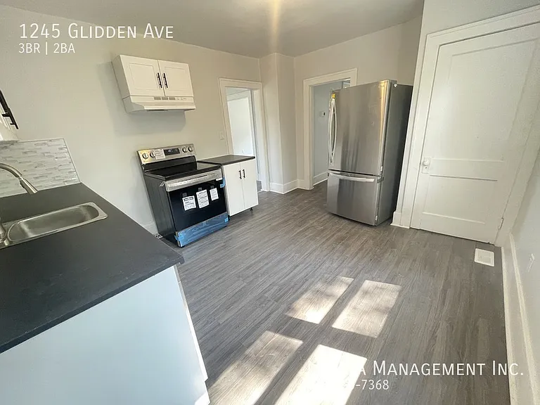 1245 Glidden Ave — Photo 10