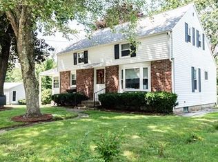 10 Nelson St, Oxford, MA 01540