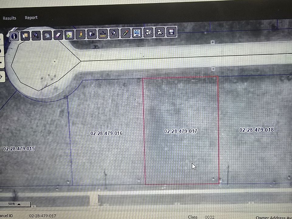 1st image of 609 Hewitt St