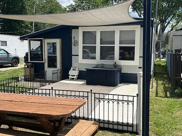 1 Ems #B52-5, Warsaw, IN 46582