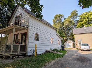 304 4th St SE, Austin, MN 55912