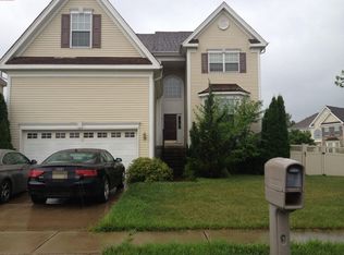 9 Lord Ln, Thorofare, NJ 08086