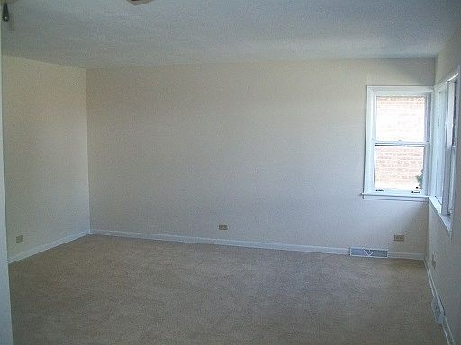 2nd image of 3404 Saint Paul Ave
