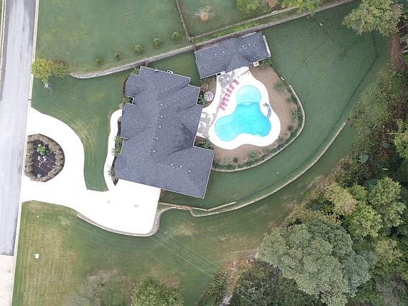 5th image of 12187 Lost Oak Dr