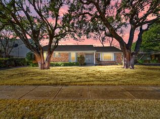939 Blue Lake Cir, Richardson, TX 75080