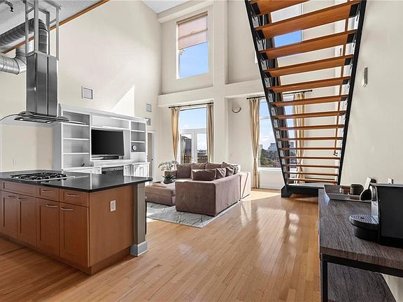 2nd image of 3820 Roswell Rd NE Unit 903