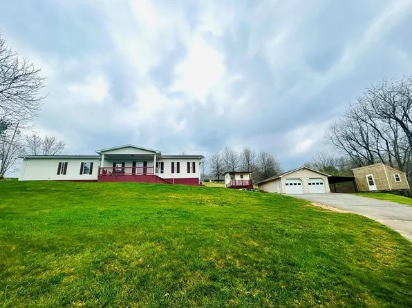 595 Davis Valley Rd, Rural Retreat, VA 24368