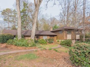 2430 Thornridge Rd, Charlotte, NC 28226