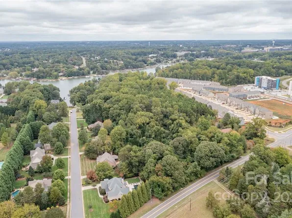 Langtree Rd, Mooresville, NC 28117