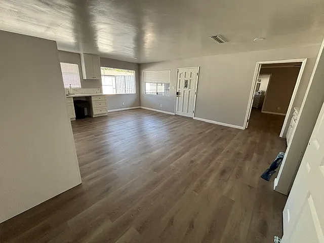 1938 Terrace Way — Photo 6