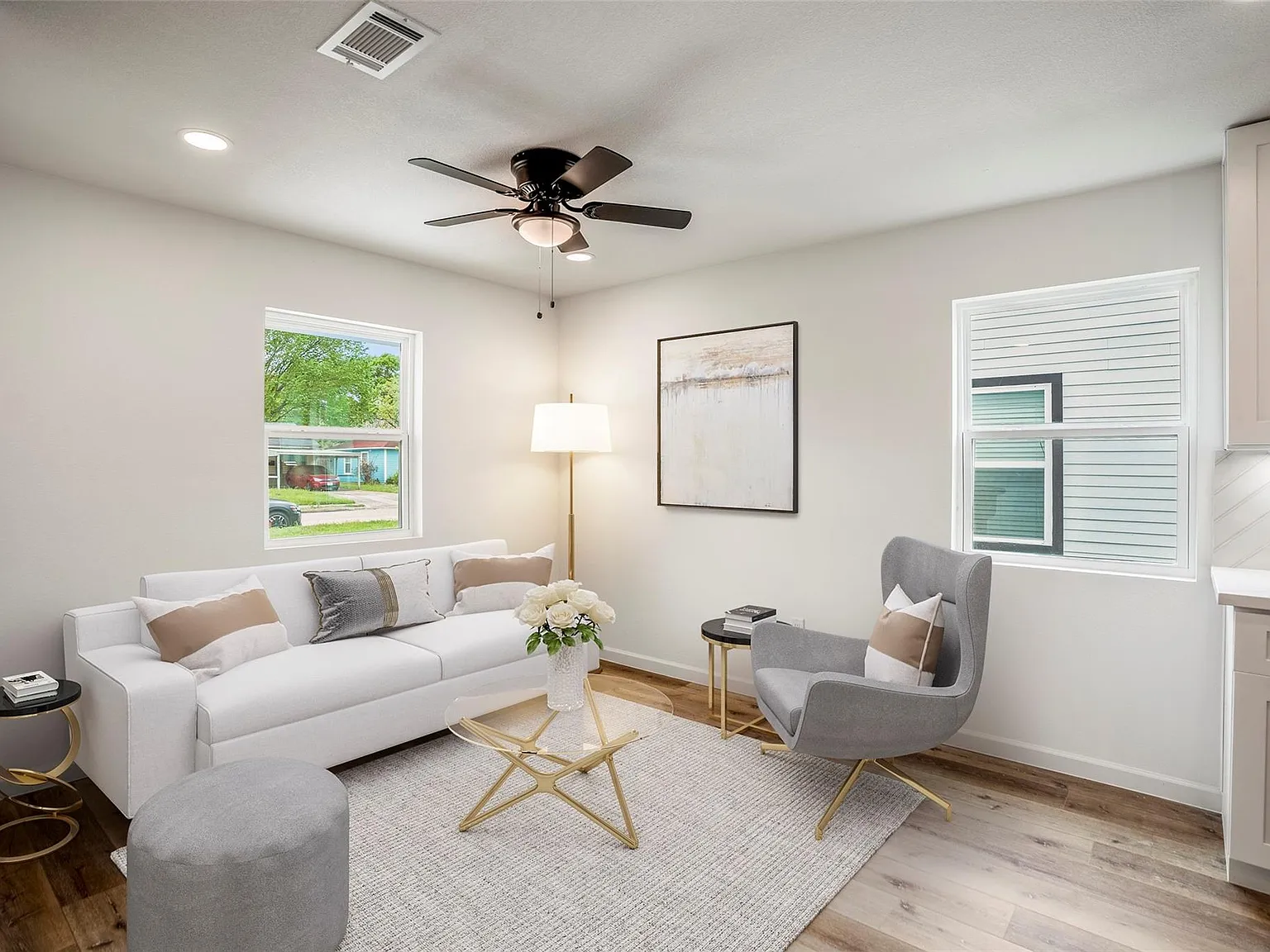 4 bed, 2.0 bath, 1388 sqft, $2,150 — Photo 4