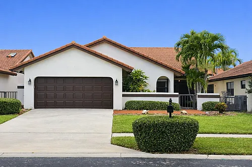 21583 Villa Nova Dr Photo 1