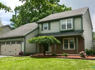 6113 Eaglewood Dr, Sylvania, OH 43560