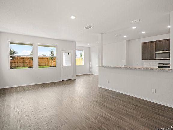 2nd image of 4931 Sandstone Way
