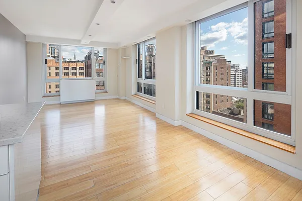 Sold by Compass | media 39