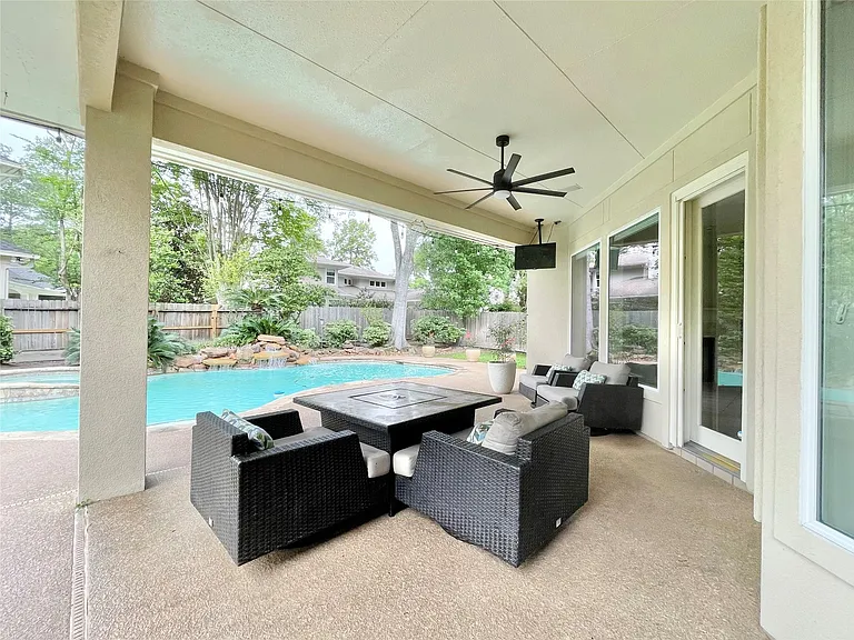3 Maple Loft Pl — Photo 39