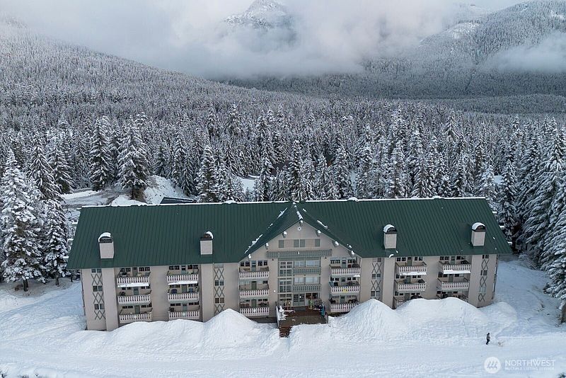 2nd image of 220 Tanner Way #301