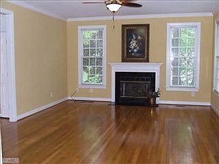 2nd image of 4323 Clovelly Dr