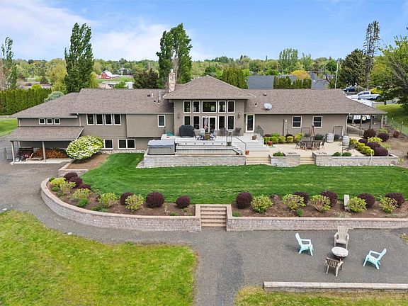 4th image of 1684 Brookshire Drive