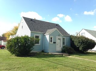 23709 Rosalind Ave, Eastpointe, MI 48021