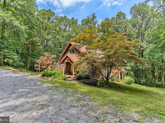 2nd image of 5831 Crone Rd